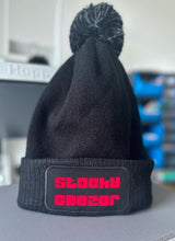 Load image into Gallery viewer, Pom Pom Beanie
