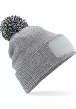 Load image into Gallery viewer, Pom Pom Beanie
